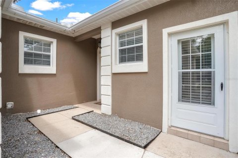 Casa en venta en Lady Lake, Florida, 2 dormitorios, 142.79 m2 № 2156036 - foto 7