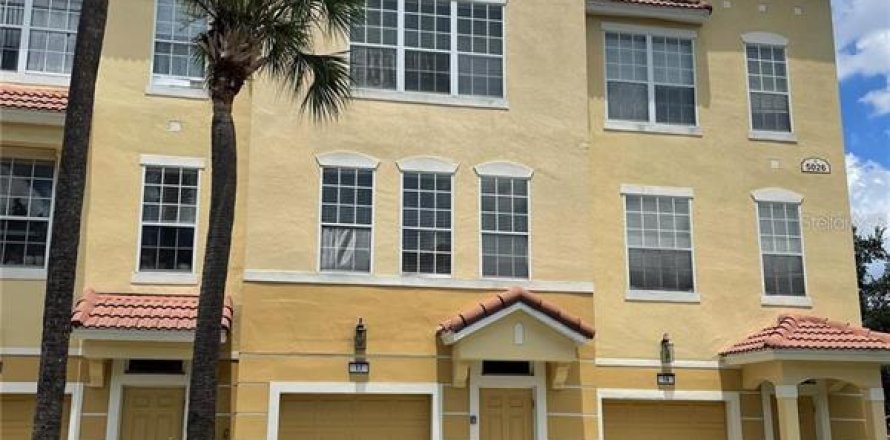 Townhouse in Orlando, Florida 3 bedrooms, 161.74 sq.m. № 1608046