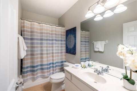 Townhouse in Orlando, Florida 3 bedrooms, 161.74 sq.m. № 1608046 - photo 13