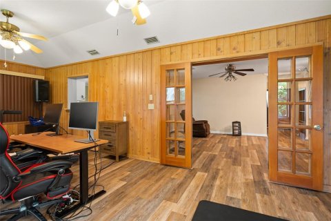 House in Clermont, Florida 3 bedrooms, 208.94 sq.m. № 1573939 - photo 9