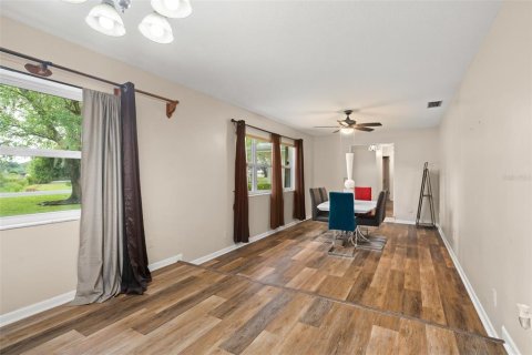 House in Clermont, Florida 3 bedrooms, 208.94 sq.m. № 1573939 - photo 21