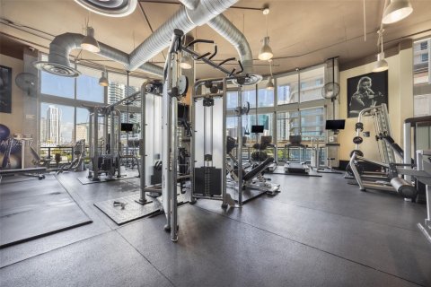 Condo in Miami, Florida, 1 bedroom № 1988067 - photo 12