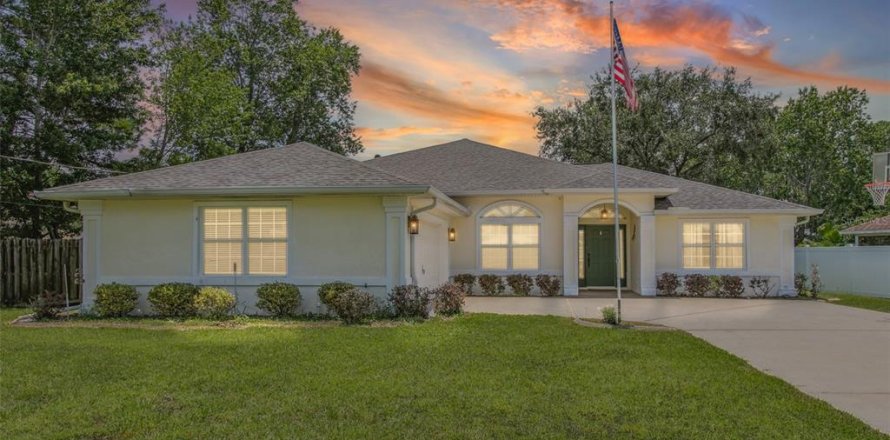 Villa ou maison à Palm Coast, Floride 3 chambres, 155.98 m2 № 1835965