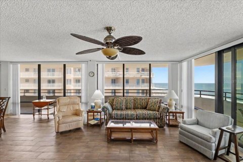 Condominio en venta en Daytona Beach, Florida, 2 dormitorios, 139.82 m2 № 2214768 - foto 18