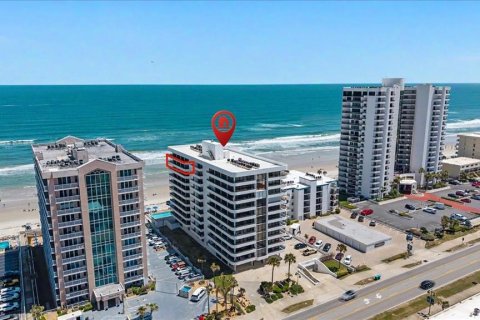 Condo in Daytona Beach, Florida, 2 bedrooms  № 2214768
