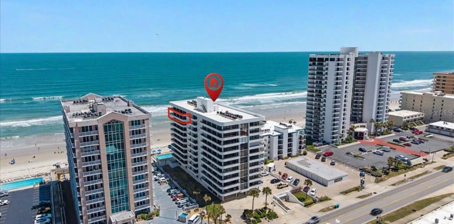 Condominio en Daytona Beach, Florida, 2 dormitorios № 2214768