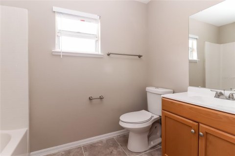 Casa en alquiler en Kissimmee, Florida, 4 dormitorios, 193.98 m2 № 1746537 - foto 14