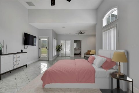 House in Spring Hill, Florida 5 bedrooms, 275.55 sq.m. № 2149476 - photo 21