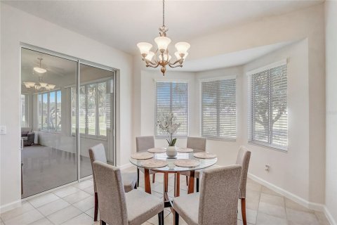 House in Ocala, Florida 3 bedrooms, 157.19 sq.m. № 1740432 - photo 10