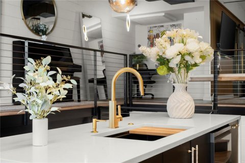 Adosado en venta en Tampa, Florida, 2 dormitorios, 112.13 m2 № 1841536 - foto 7