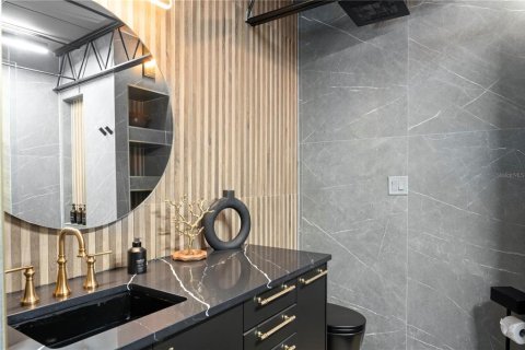 Adosado en venta en Tampa, Florida, 2 dormitorios, 112.13 m2 № 1841536 - foto 20