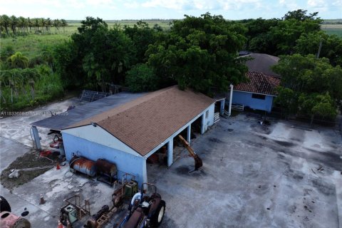Commercial property in Homestead, Florida № 1817150 - photo 27