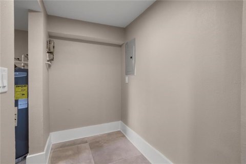 Villa ou maison à louer à Eustis, Floride: 4 chambres, 137.68 m2 № 2414978 - photo 15
