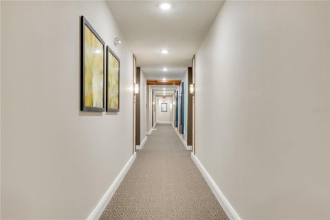 Condominio en venta en Orlando, Florida, 2 dormitorios, 143.91 m2 № 1539250 - foto 2