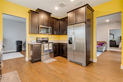 Condominio en venta en Orlando, Florida, 2 dormitorios, 143.91 m2 № 1539250 - foto 11