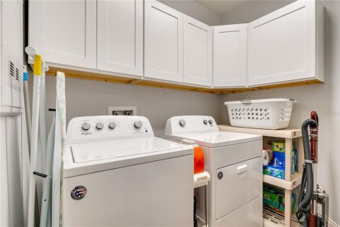 Condominio en venta en Orlando, Florida, 2 dormitorios, 143.91 m2 № 1539250 - foto 22