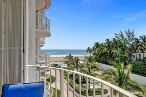 Condo in Palm Beach, Florida, 1 bedroom  № 2008721