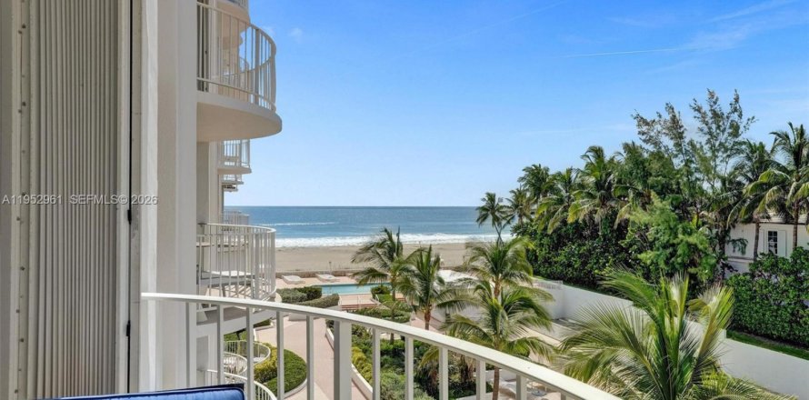 Condo in Palm Beach, Florida, 1 bedroom  № 2008721