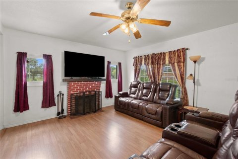 Villa ou maison à vendre à Dade City, Floride: 2 chambres, 94.76 m2 № 2353437 - photo 10