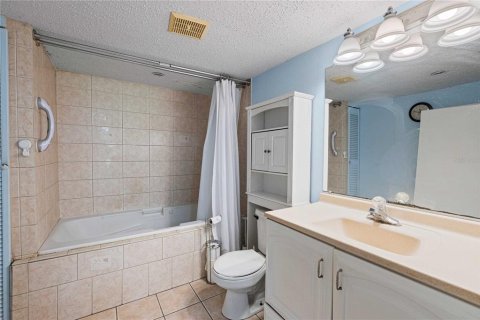 Villa ou maison à vendre à Dade City, Floride: 2 chambres, 94.76 m2 № 2353437 - photo 19