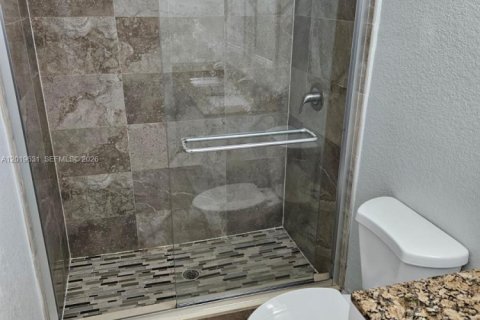 Adosado en alquiler en Fort Lauderdale, Florida, 3 dormitorios, 139.26 m2 № 2078456 - foto 9