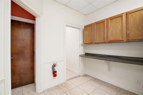 Commercial property in Mount Dora, Florida 200.67 sq.m. № 1765432 - photo 14