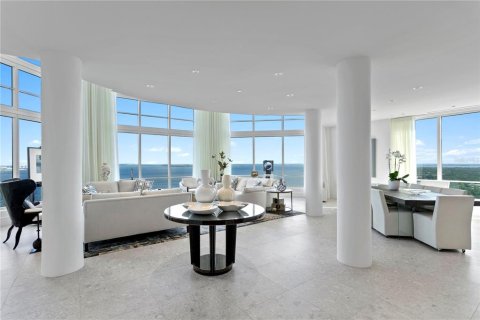 Copropriété à louer à Tampa, Floride: 4 chambres, 570.7 m2 № 2166534 - photo 7