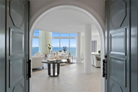 Copropriété à louer à Tampa, Floride: 4 chambres, 570.7 m2 № 2166534 - photo 6