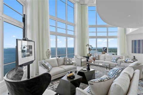 Copropriété à louer à Tampa, Floride: 4 chambres, 570.7 m2 № 2166534 - photo 10