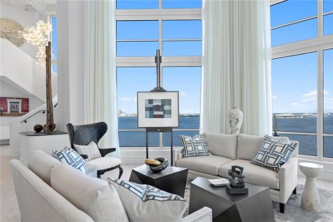 Copropriété à louer à Tampa, Floride: 4 chambres, 570.7 m2 № 2166534 - photo 8