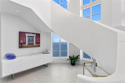 Copropriété à louer à Tampa, Floride: 4 chambres, 570.7 m2 № 2166534 - photo 16
