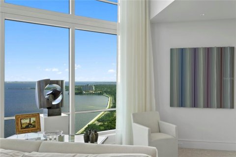 Copropriété à louer à Tampa, Floride: 4 chambres, 570.7 m2 № 2166534 - photo 12