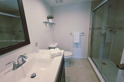 Снять в аренду квартиру в Майами, Флорида 2 спальни, 84.54м2, № 2043352 - фото 18