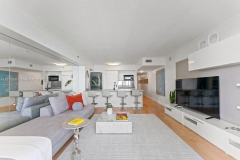 Copropriété à louer à Hallandale Beach, Floride: 1 chambre, 75.34 m2 № 1776019 - photo 10