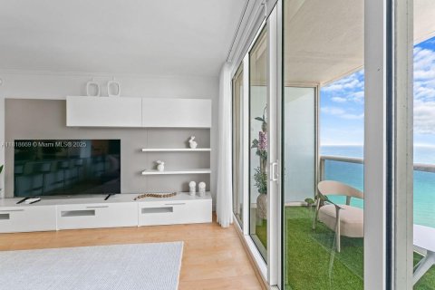 Copropriété à louer à Hallandale Beach, Floride: 1 chambre, 75.34 m2 № 1776019 - photo 7