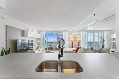 Copropriété à louer à Hallandale Beach, Floride: 1 chambre, 75.34 m2 № 1776019 - photo 30
