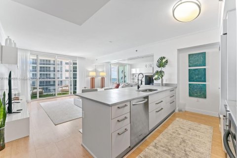 Copropriété à louer à Hallandale Beach, Floride: 1 chambre, 75.34 m2 № 1776019 - photo 8