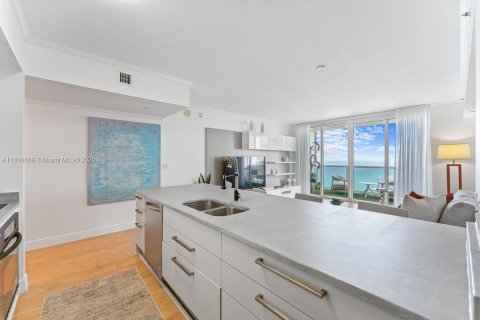 Copropriété à louer à Hallandale Beach, Floride: 1 chambre, 75.34 m2 № 1776019 - photo 6
