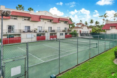 Copropriété à vendre à Pinecrest, Floride: 3 chambres, 119.84 m2 № 1976697 - photo 18
