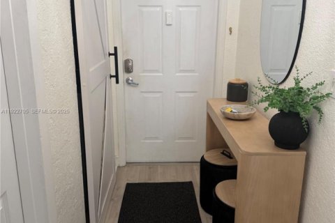 Copropriété à vendre à Pinecrest, Floride: 3 chambres, 119.84 m2 № 1976697 - photo 3