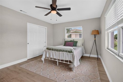 Villa ou maison à vendre à Gulfport, Floride: 2 chambres, 96.9 m2 № 2405480 - photo 19