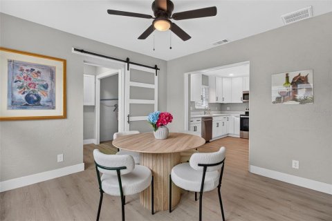 Villa ou maison à vendre à Gulfport, Floride: 2 chambres, 96.9 m2 № 2405480 - photo 16