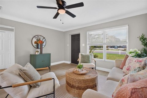 Villa ou maison à vendre à Gulfport, Floride: 2 chambres, 96.9 m2 № 2405480 - photo 9
