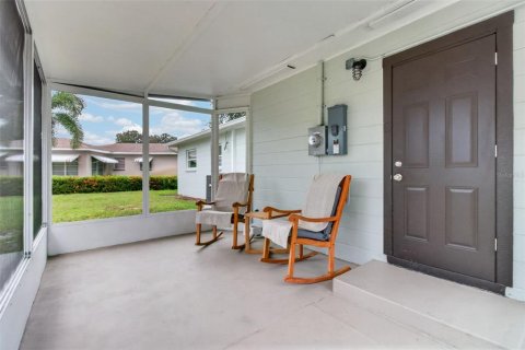 Villa ou maison à vendre à Gulfport, Floride: 2 chambres, 96.9 m2 № 2405480 - photo 26