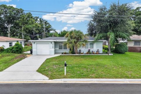 Villa ou maison à vendre à Gulfport, Floride: 2 chambres, 96.9 m2 № 2405480 - photo 30