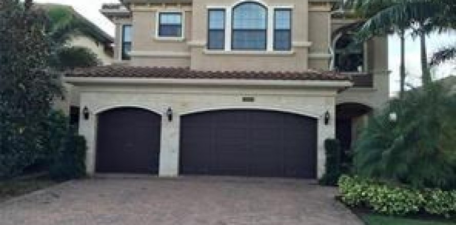 Villa ou maison à Delray Beach, Floride 4 chambres, 402.36 m2 № 2274201