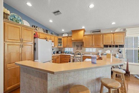 House in Hernando Beach, Florida 3 bedrooms, 158.49 sq.m. № 1736818 - photo 15