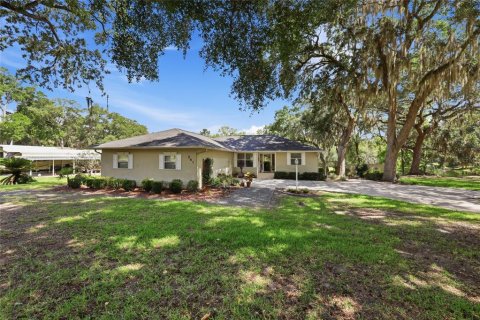 House in Melrose, Florida 3 bedrooms, 148.09 sq.m. № 2215642 - photo 2