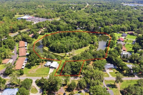 House in Melrose, Florida 3 bedrooms, 148.09 sq.m. № 2215642 - photo 3