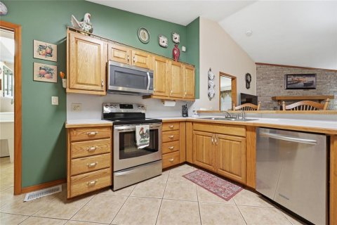 House in Melrose, Florida 3 bedrooms, 148.09 sq.m. № 2215642 - photo 18